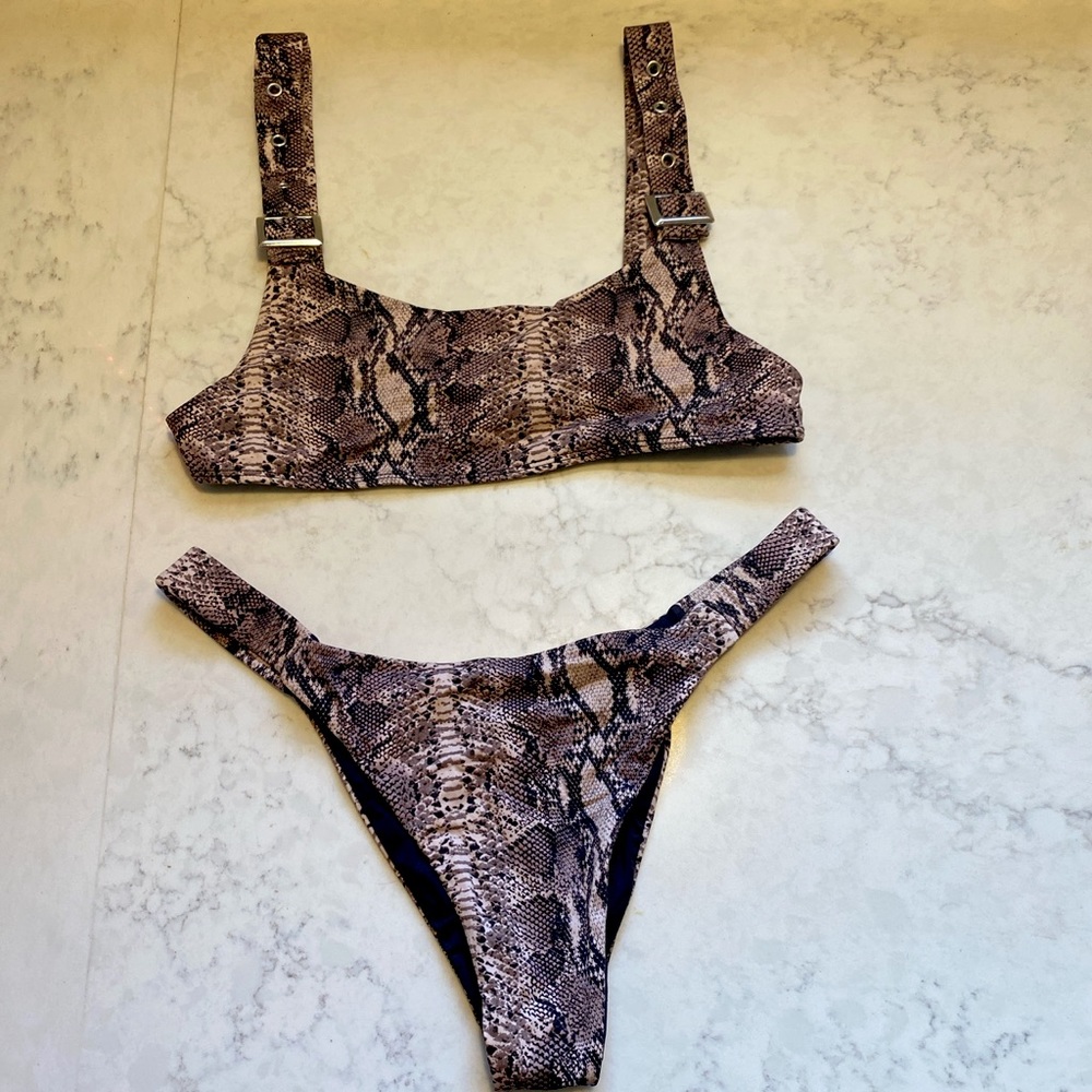 Frankies Bikini